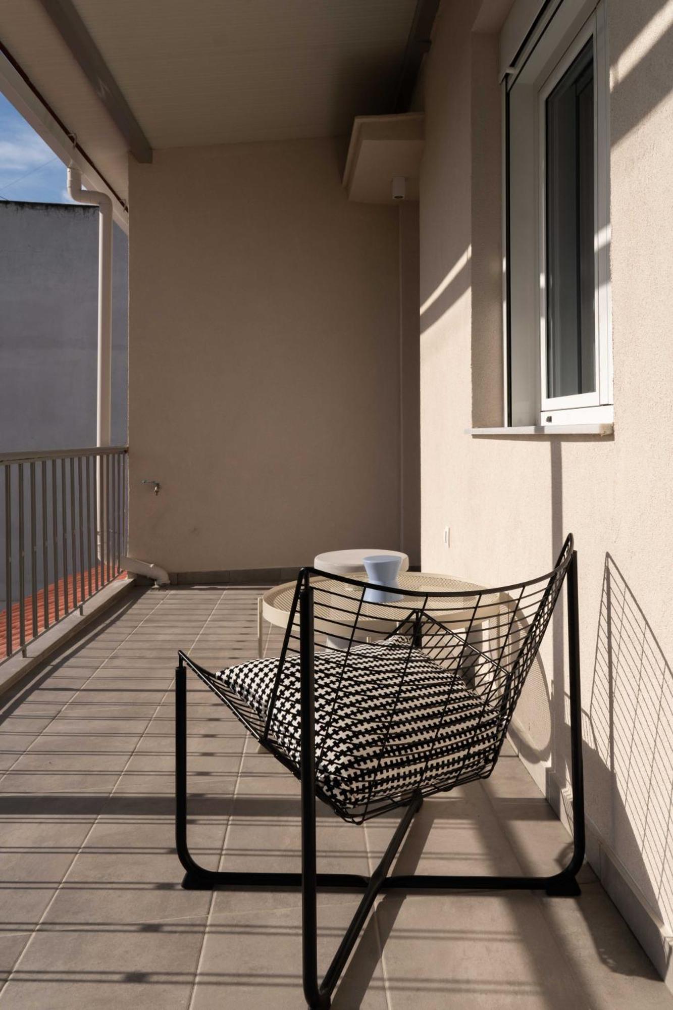 Casa 8 - Two Bedroom House In Patras Exterior foto